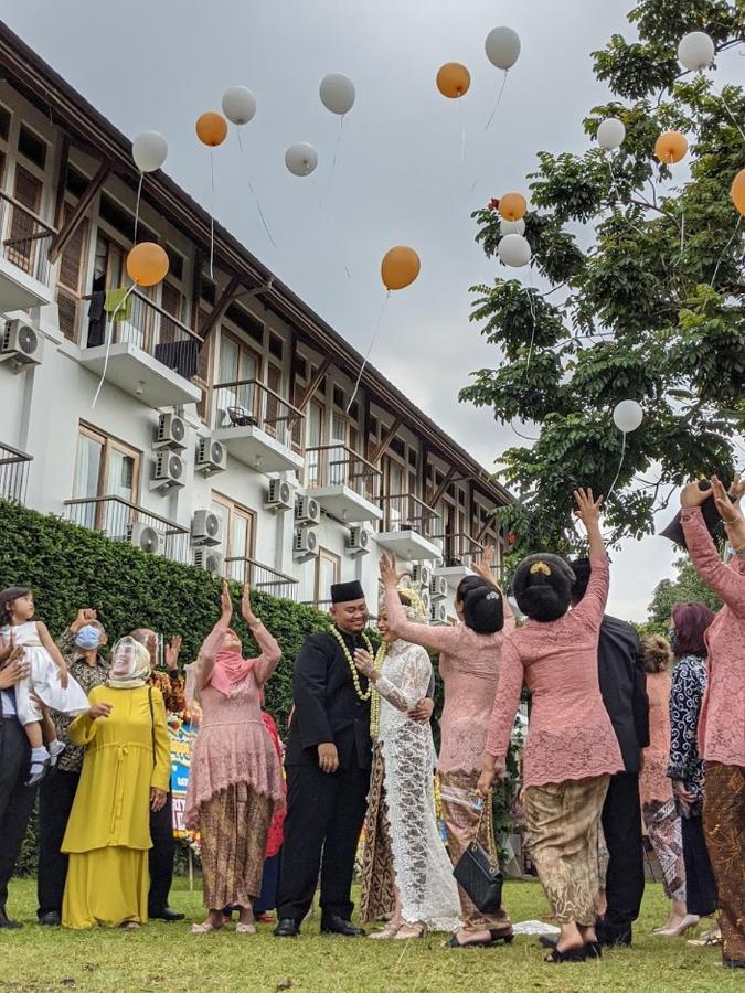 Villa Damar Boutique Hotel Bandung Exterior photo