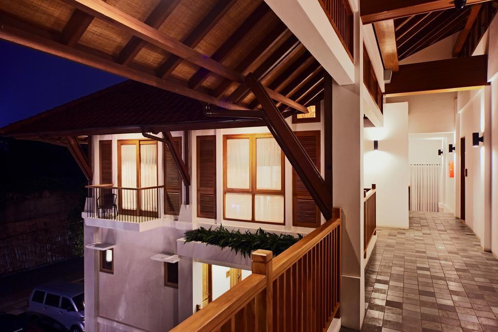 Villa Damar Boutique Hotel Bandung Exterior photo