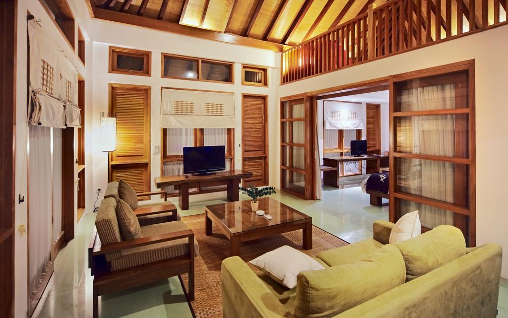 Villa Damar Boutique Hotel Bandung Exterior photo