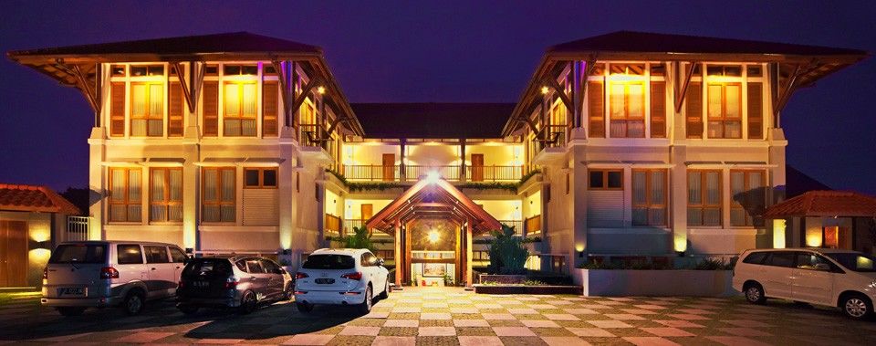 Villa Damar Boutique Hotel Bandung Exterior photo