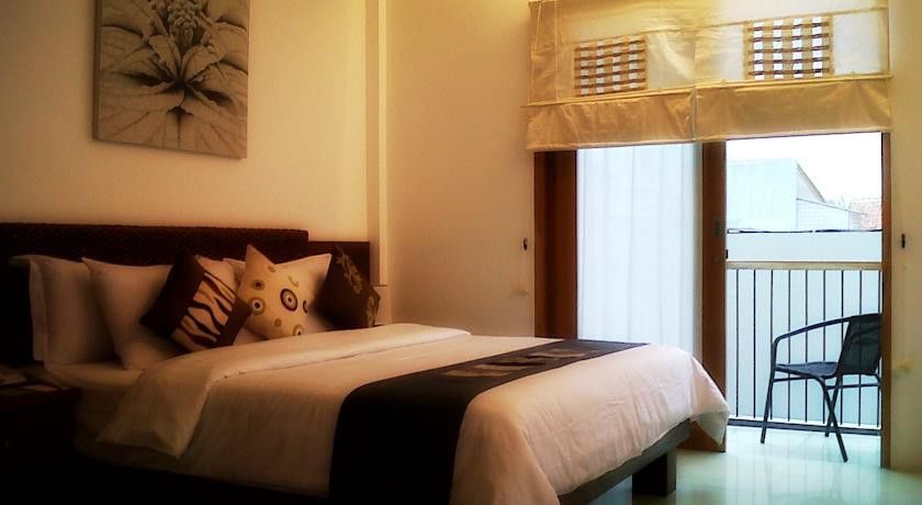 Villa Damar Boutique Hotel Bandung Exterior photo