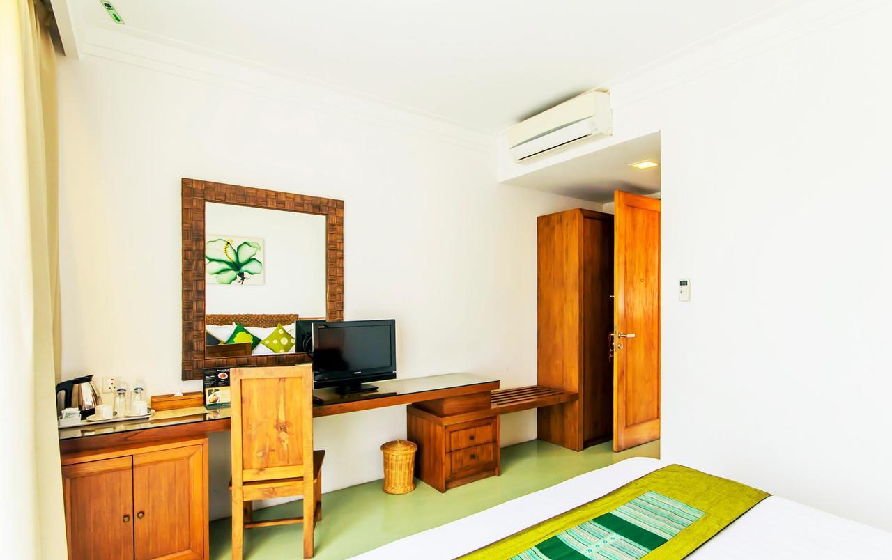 Villa Damar Boutique Hotel Bandung Exterior photo