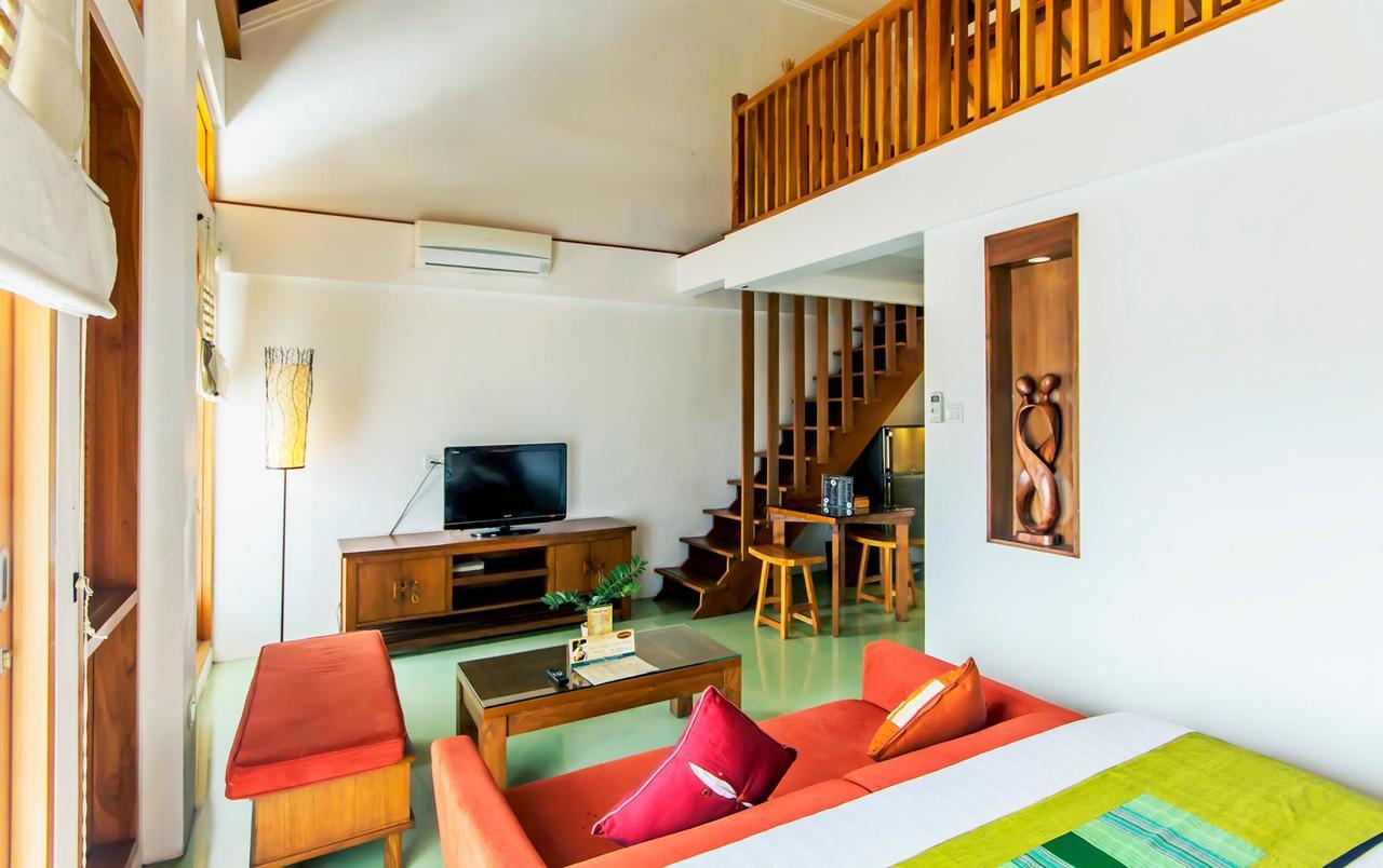 Villa Damar Boutique Hotel Bandung Exterior photo